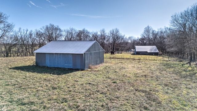 12537 N AR 43 Hwy, Maysville, AR 72747