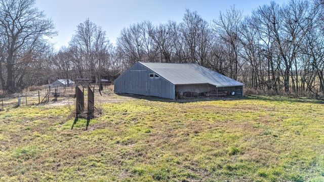 12537 N AR 43 Hwy, Maysville, AR 72747