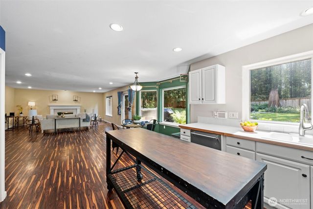 31663 NE 106th Street, Carnation, WA 98014
