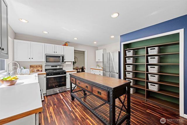 31663 NE 106th Street, Carnation, WA 98014