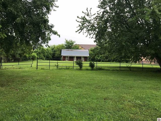2650 Holt Road, Paducah, KY 42001