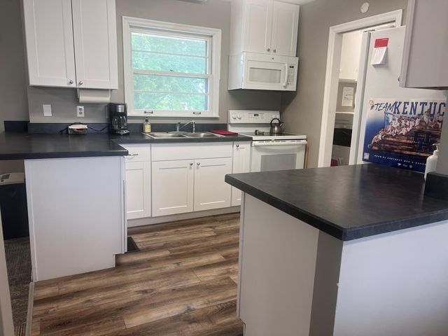 2650 Holt Road, Paducah, KY 42001