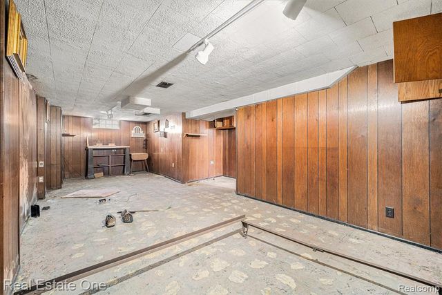 3400 Dudley Street, Dearborn, MI 48124