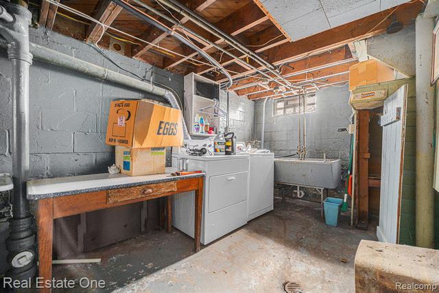 3400 Dudley Street, Dearborn, MI 48124