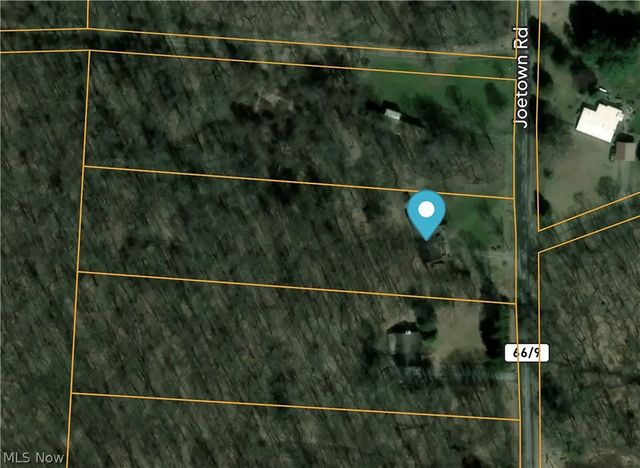 961 Glendale Road, New Cumberland, WV 26047