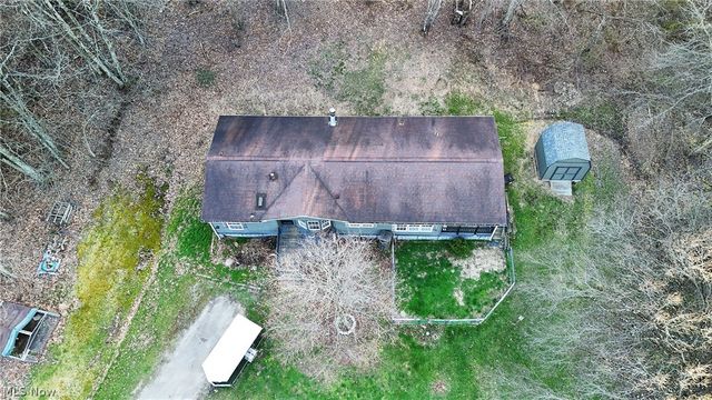 961 Glendale Road, New Cumberland, WV 26047