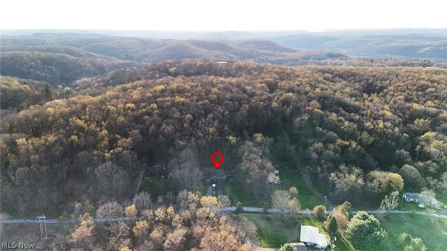 961 Glendale Road, New Cumberland, WV 26047