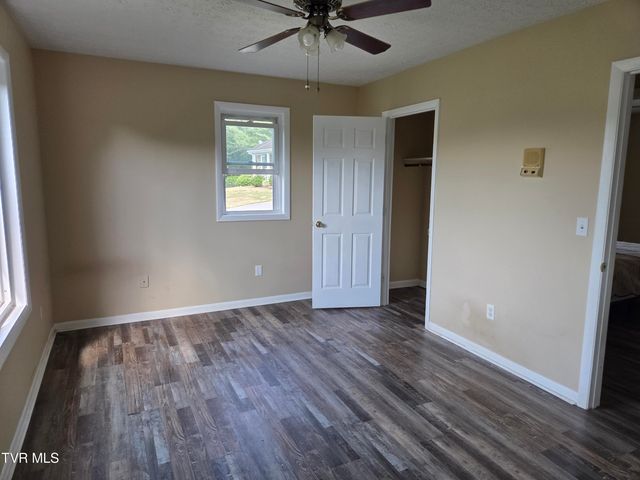 183 Claremont Circle, Bristol, VA 24201