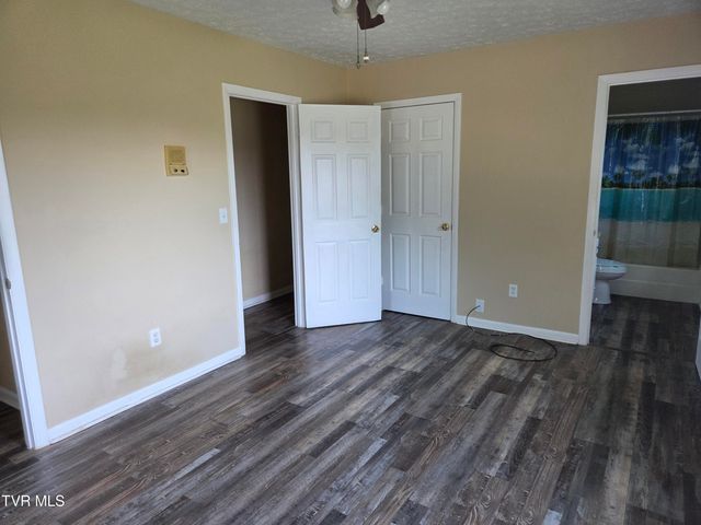 183 Claremont Circle, Bristol, VA 24201