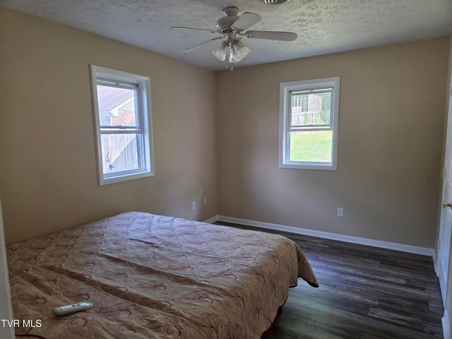 183 Claremont Circle, Bristol, VA 24201