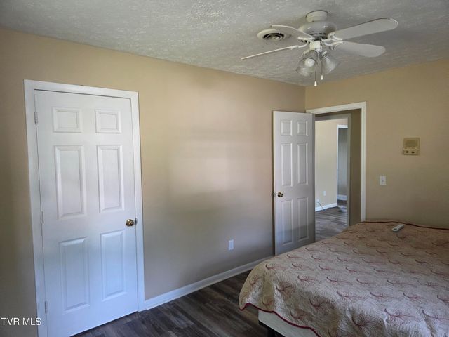 183 Claremont Circle, Bristol, VA 24201