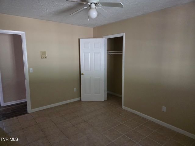 183 Claremont Circle, Bristol, VA 24201