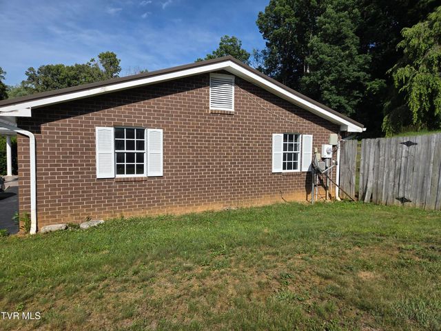 183 Claremont Circle, Bristol, VA 24201