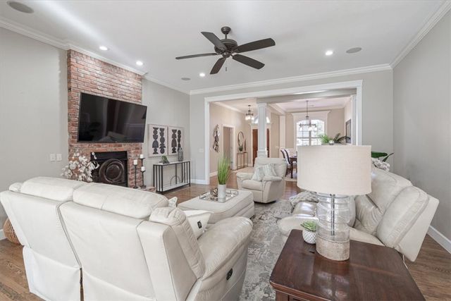 4902 Ridge Mont Road, Bentonville, AR 72713