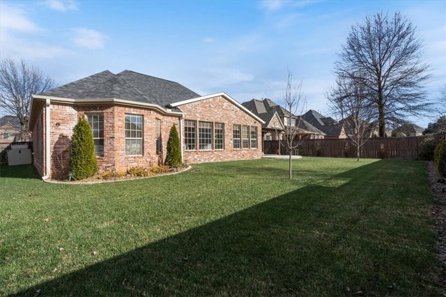 4902 Ridge Mont Road, Bentonville, AR 72713