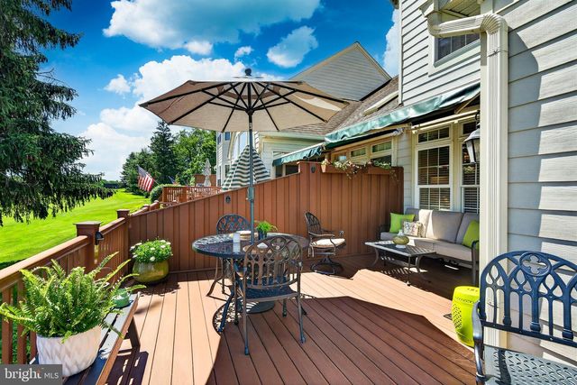 304 GREENBRIAR DR, West Chester, PA 19382