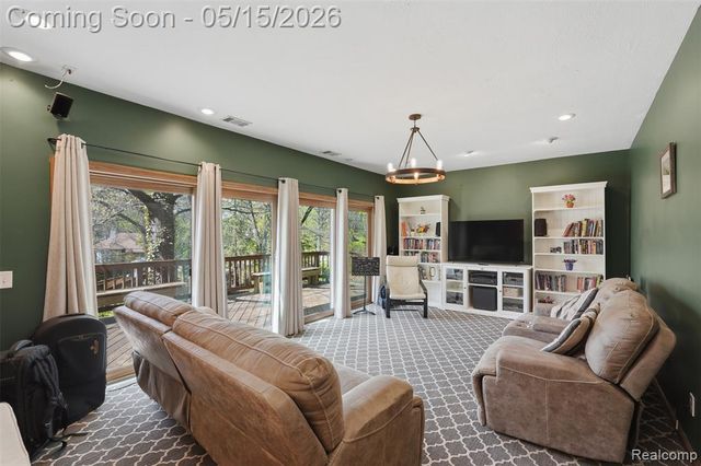 784 Maury Place, Howell, MI 48843