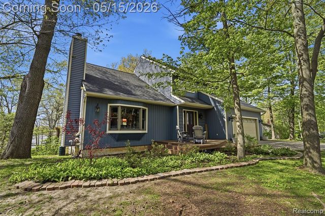 784 Maury Place, Howell, MI 48843