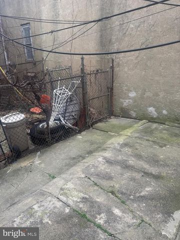 5552 MASTER ST, Philadelphia, PA 19131