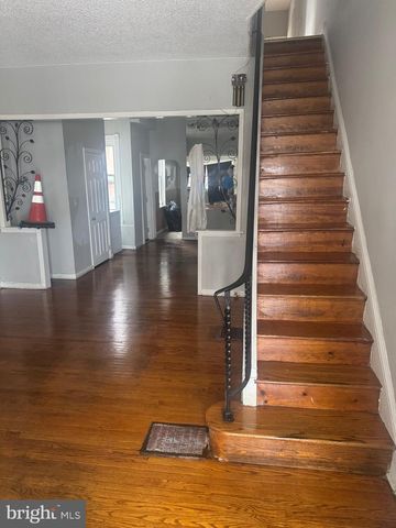 5552 MASTER ST, Philadelphia, PA 19131