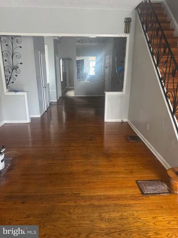 5552 MASTER ST, Philadelphia, PA 19131