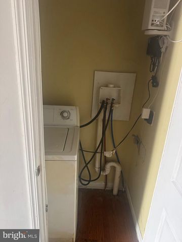 5552 MASTER ST, Philadelphia, PA 19131