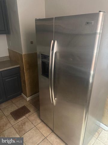 5552 MASTER ST, Philadelphia, PA 19131