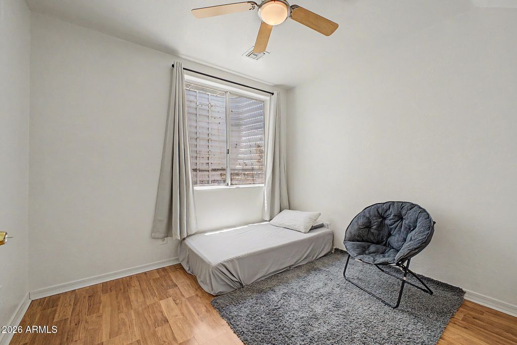 Image 19 of property listing at 2016 S HAMMOND Drive 103, Tempe, AZ 85282