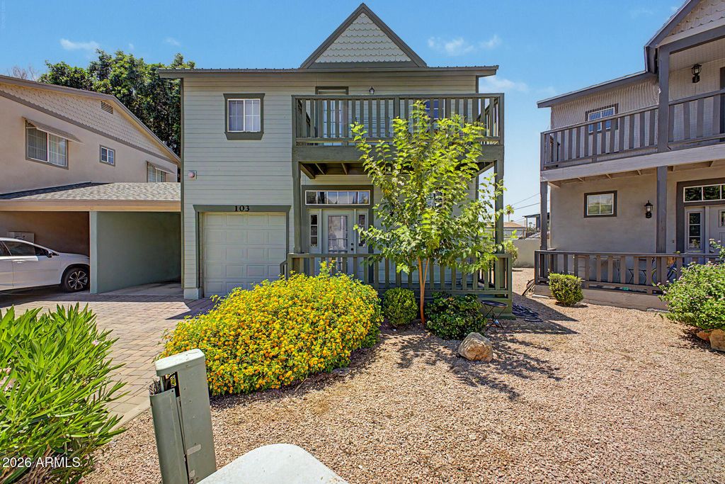 Image 2 of property listing at 2016 S HAMMOND Drive 103, Tempe, AZ 85282