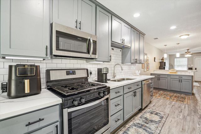 3808 Cochran Street, Houston, TX 77009