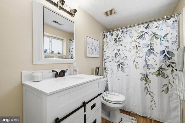 29884 ROOFTOP CIR, Mechanicsville, MD 20659