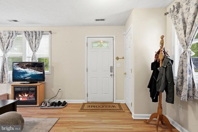 29884 ROOFTOP CIR, Mechanicsville, MD 20659