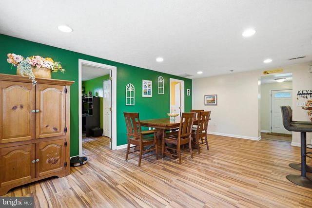 29884 ROOFTOP CIR, Mechanicsville, MD 20659