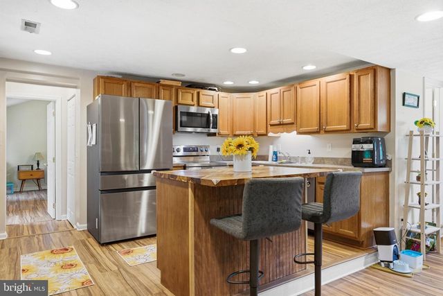 29884 ROOFTOP CIR, Mechanicsville, MD 20659
