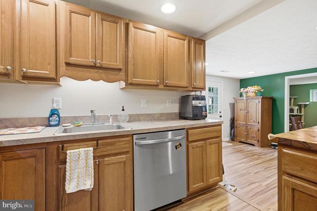 29884 ROOFTOP CIR, Mechanicsville, MD 20659