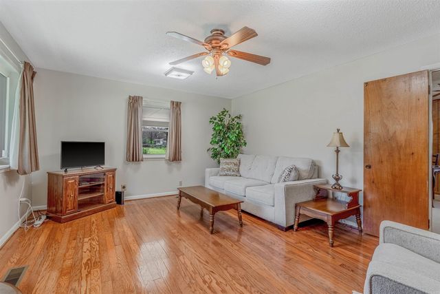 11902 Chariot Drive, Little Rock, AR 72206