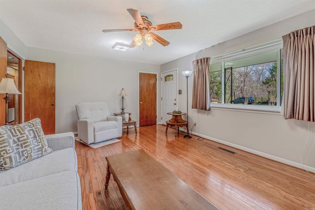 11902 Chariot Drive, Little Rock, AR 72206