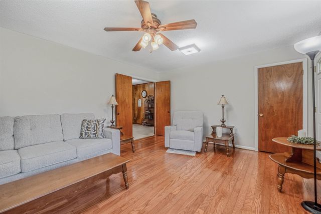 11902 Chariot Drive, Little Rock, AR 72206