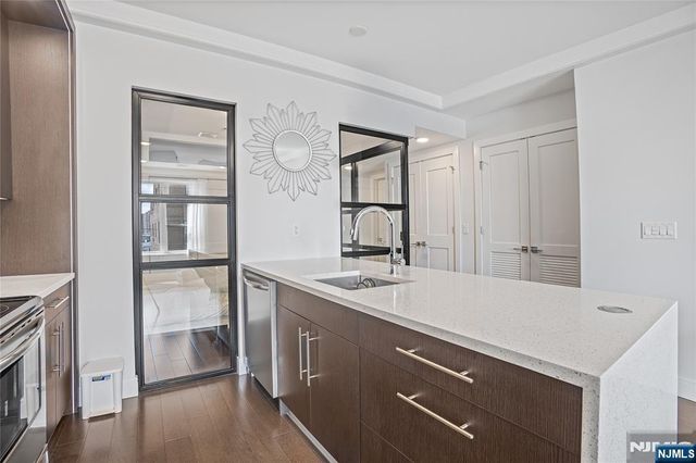 6401 Park Avenue 401, West New York, NJ 07093