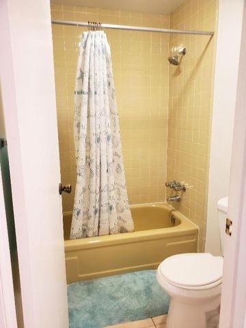 155 Amherst Lane, Lake Worth, FL 33467