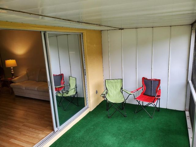 155 Amherst Lane, Lake Worth, FL 33467