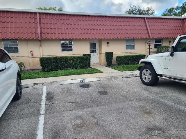 155 Amherst Lane, Lake Worth, FL 33467