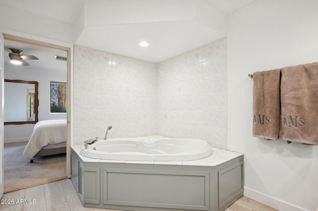 6001 E THUNDERBIRD Road, Scottsdale, AZ 85254