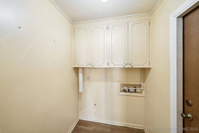 1221 S 105th East Avenue, Tulsa, OK 74128