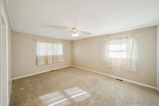 1221 S 105th East Avenue, Tulsa, OK 74128