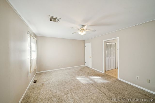 1221 S 105th East Avenue, Tulsa, OK 74128