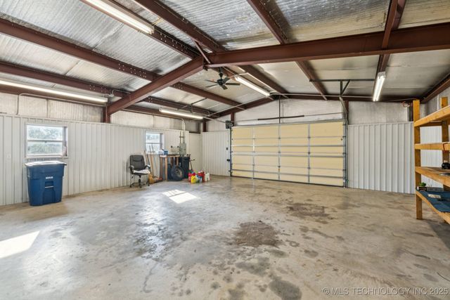 1221 S 105th East Avenue, Tulsa, OK 74128