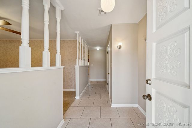 1221 S 105th East Avenue, Tulsa, OK 74128