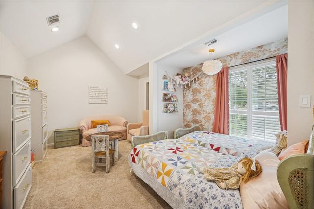 660 Louisiana Park, Conroe, TX 77302