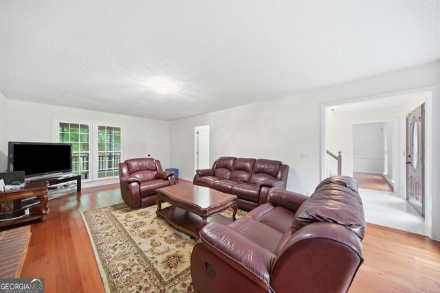 1875 Dovonshire Road SW, Marietta, GA 30064